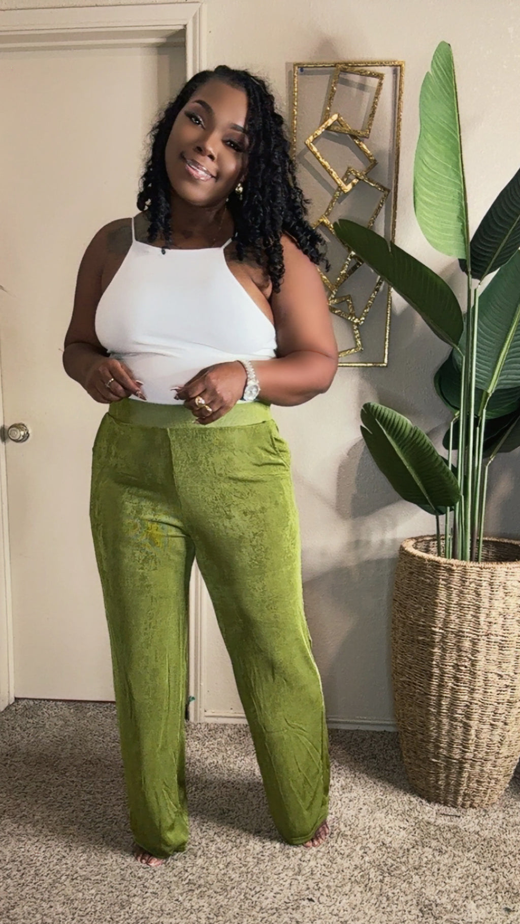Nommi (Olive)