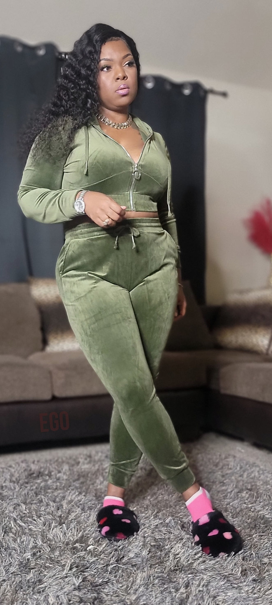 VELOUR (Olive)